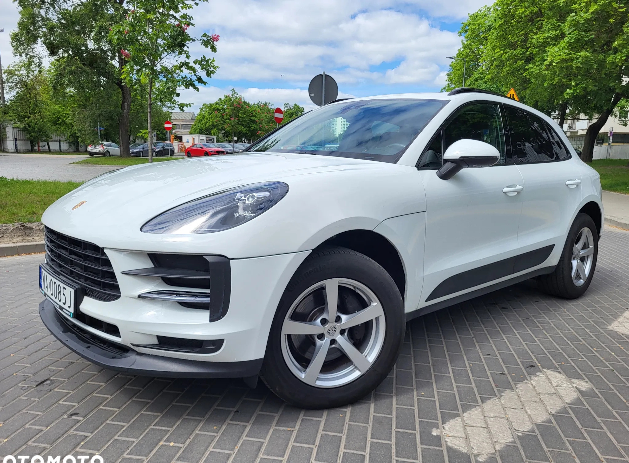 Porsche Macan cena 198900 przebieg: 34403, rok produkcji 2020 z Warszawa małe 704